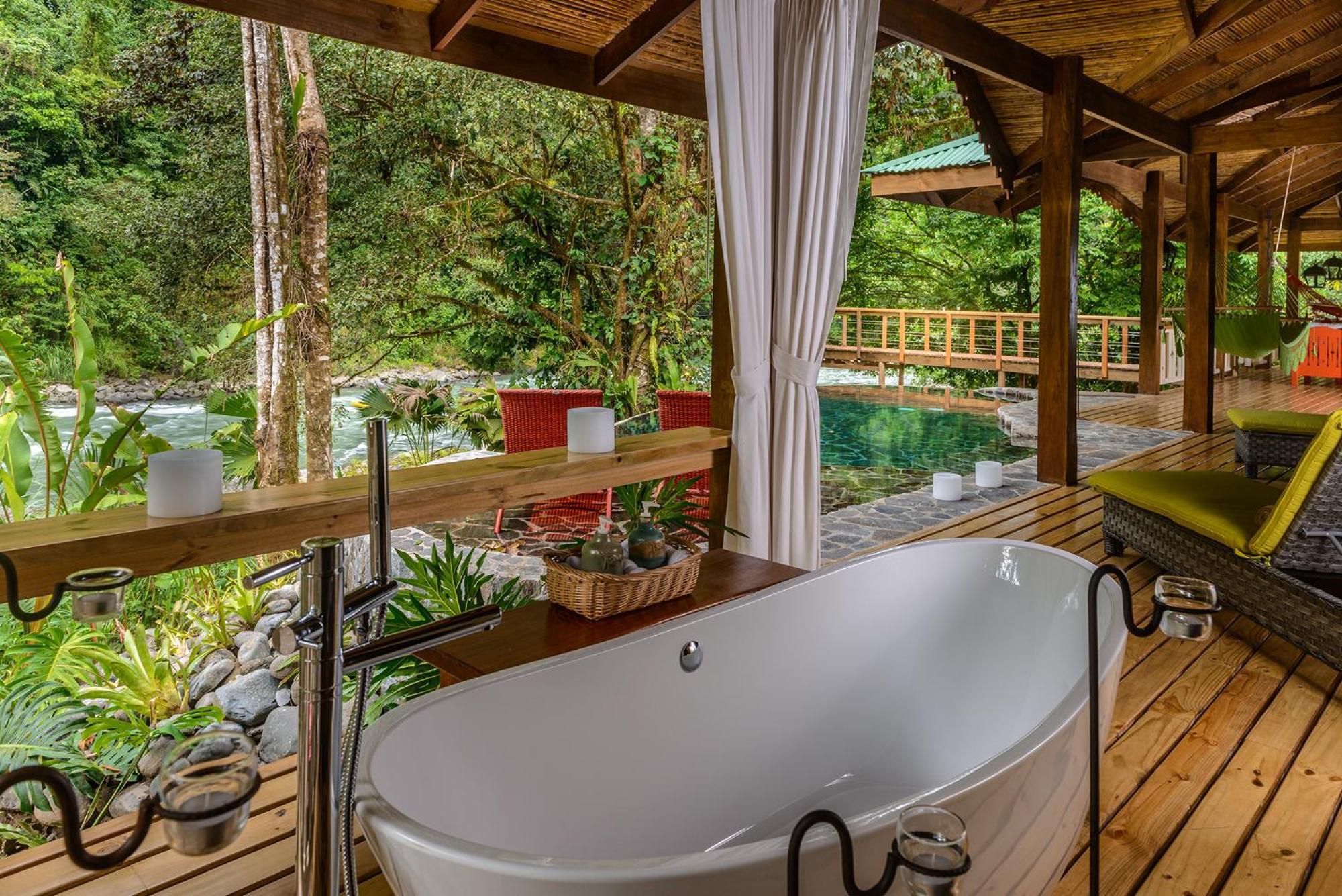 Pacuare Lodge By Boeena Limon Екстериор снимка
